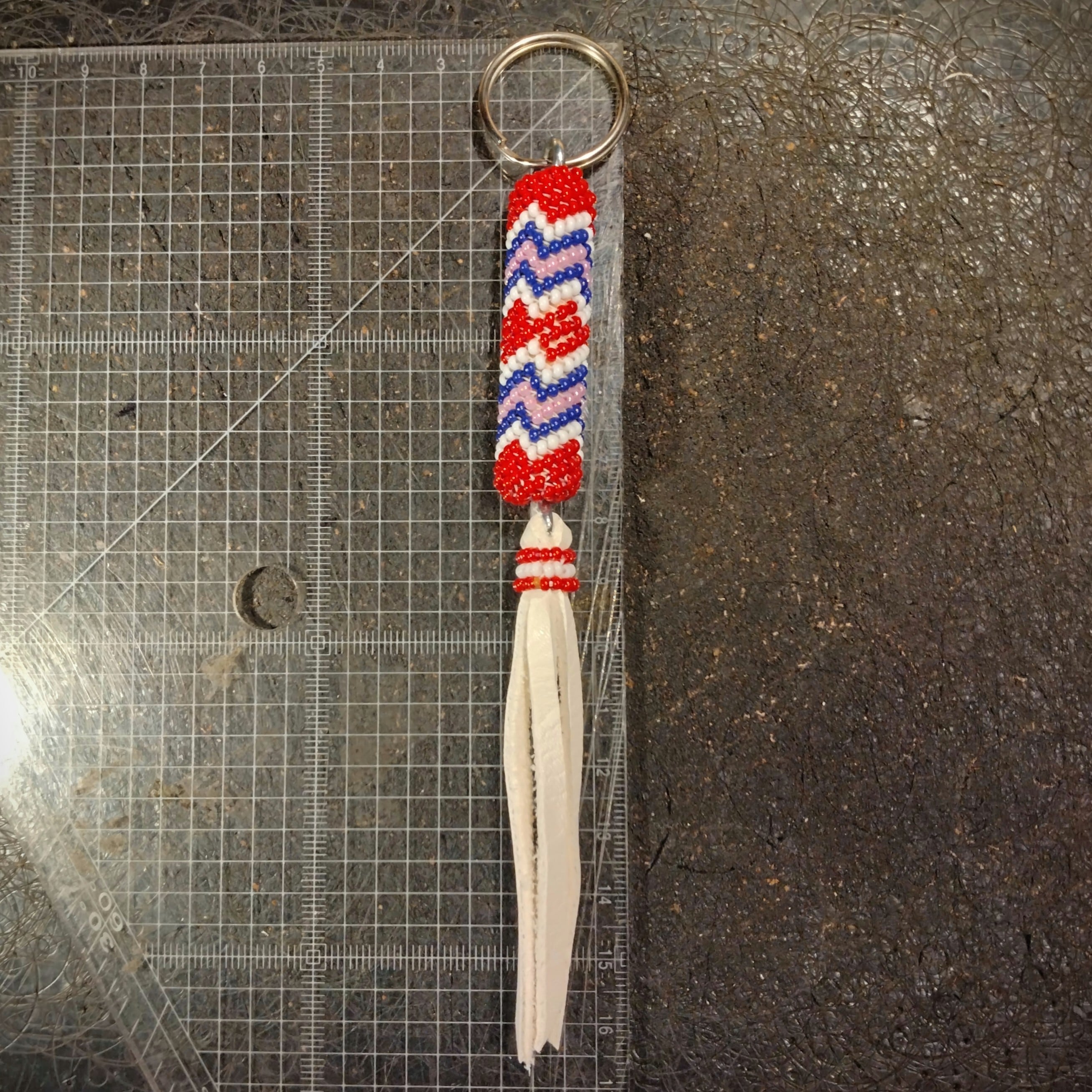 Navajo Peyote Stitch Key Chain / 4800yen / 赤 / ナバホ族 / ぺ