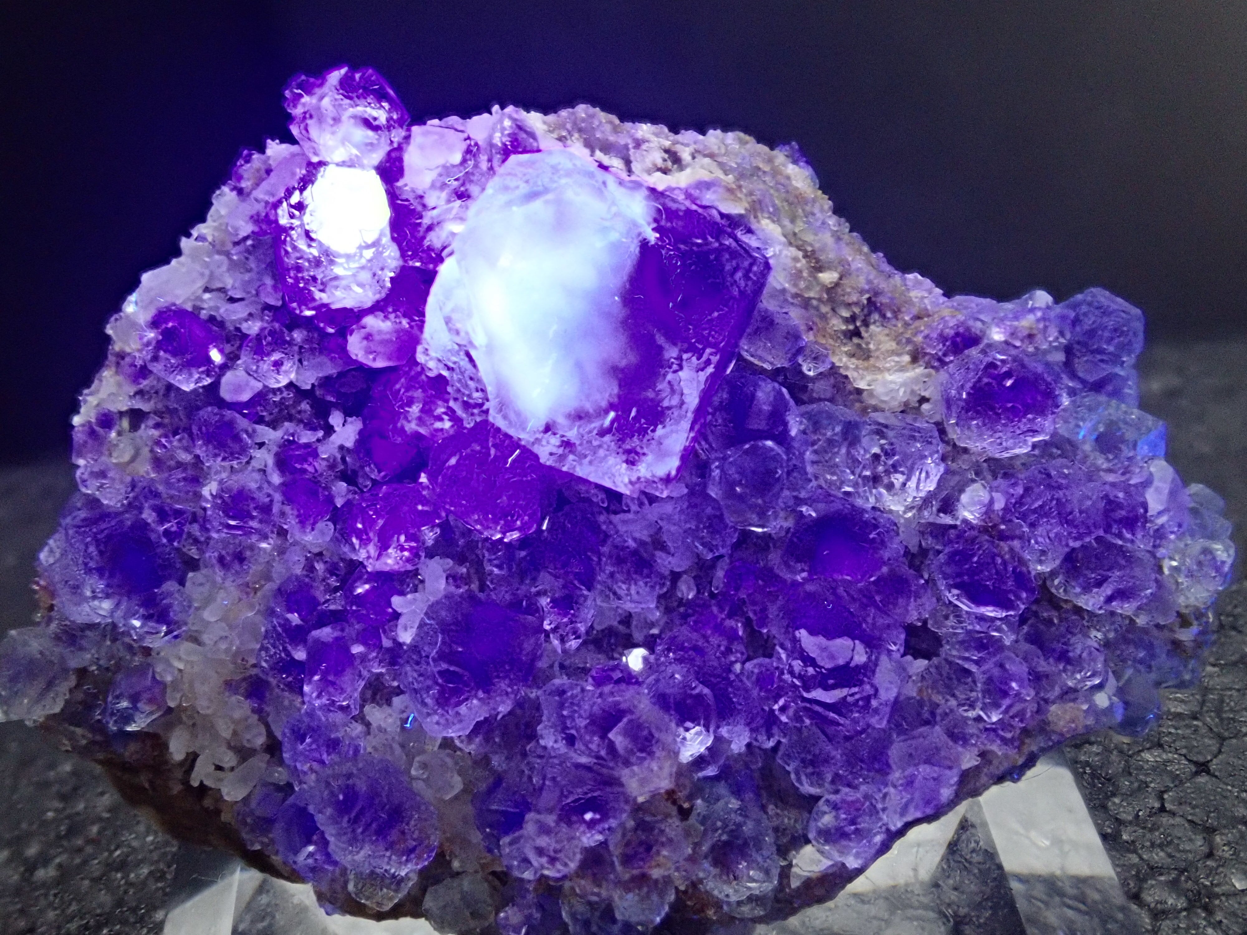 オコルス鉱山】ApitBody フローライト 蛍石 原石 標本 | 石処たっちゃん