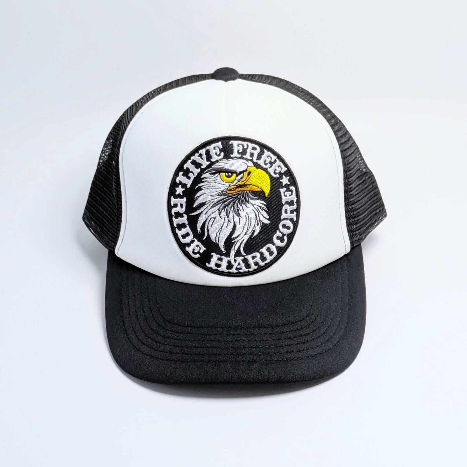 【 Mesh Cap / メッシュキャップ 】 Hot Leathers（ ホットレザー ）Design / 「LIVE FREE * RIDE HARDCORE」/ BLACK / レーシングキャップ / ベースボールキャップ 〚アメリカン雑貨 アメトイ〛