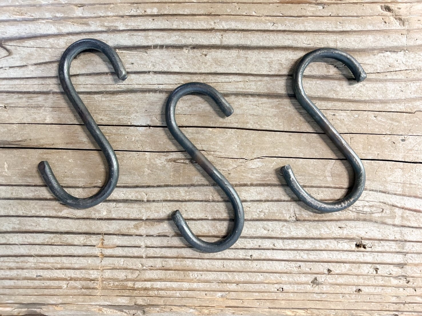 角型S字フック・フック【アイアンSフック/Iron Square Hook/3個入り