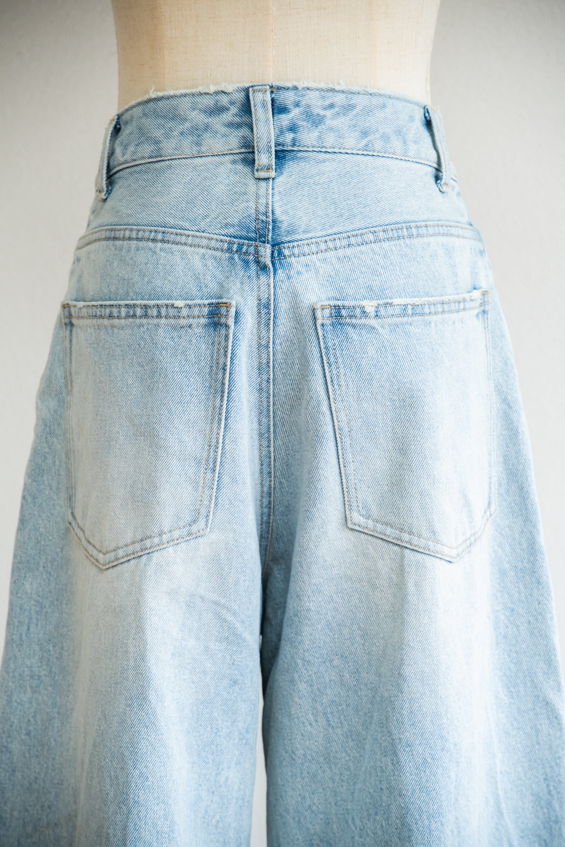 curve denim【通常販売】3〜7日営業日 | pois