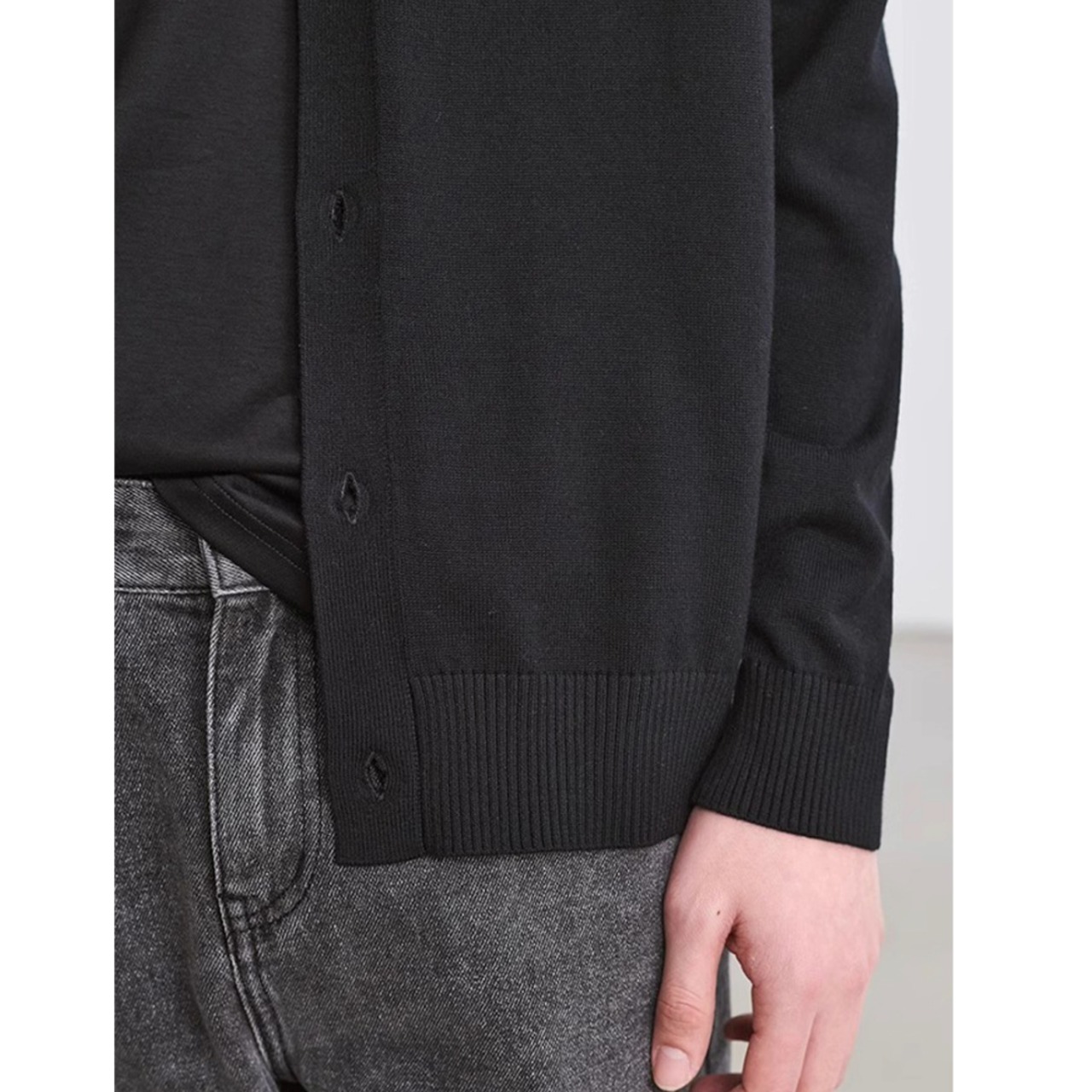 V-Neck Relaxed Cardigan TB2554・画像9