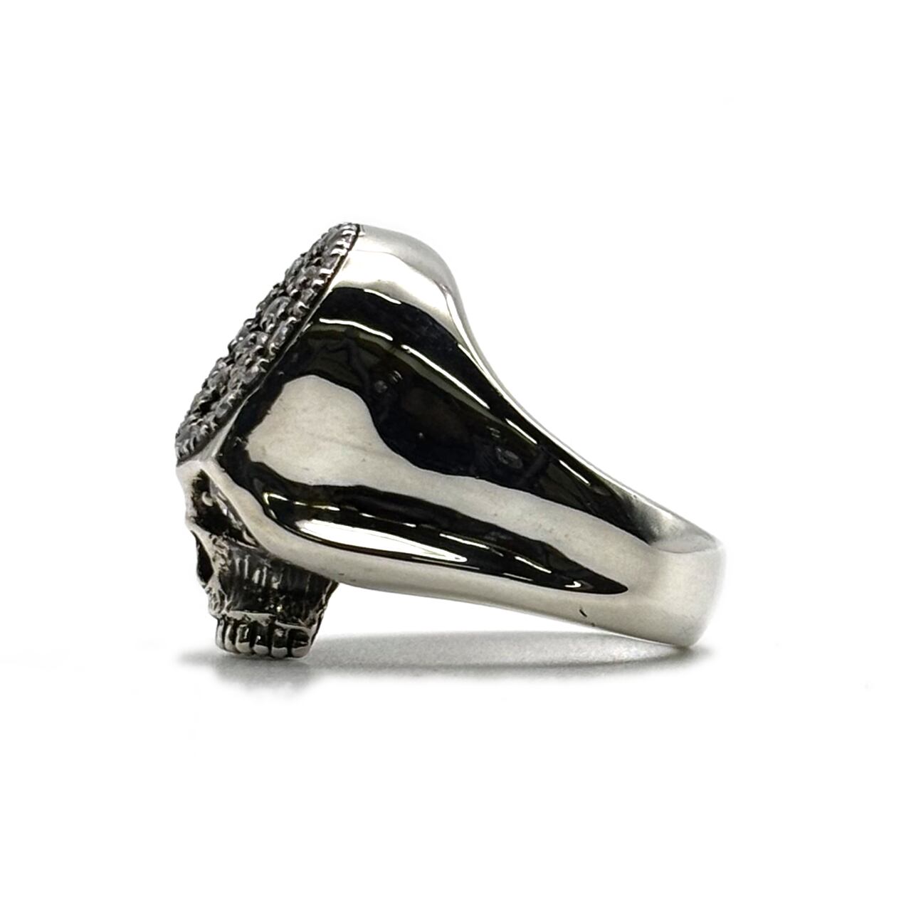 ANARCHY SKULL RING - BLACK BOOTS | BLACK EXPERIENCE