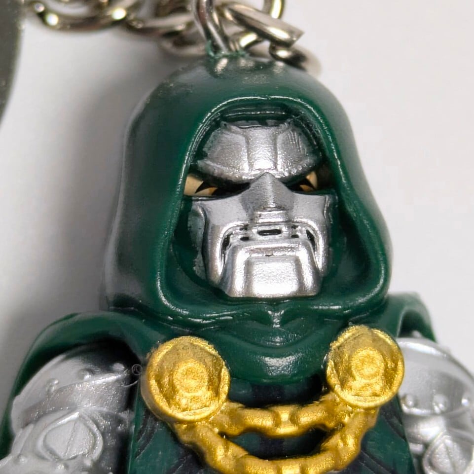 再入荷！【ブロックフィギュアキーホルダー】Dr.DOOM ( ドクター