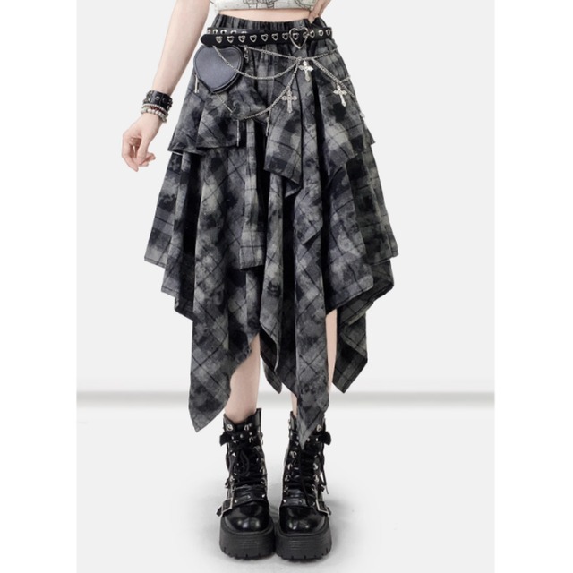Irregular hem check skirt E7020
