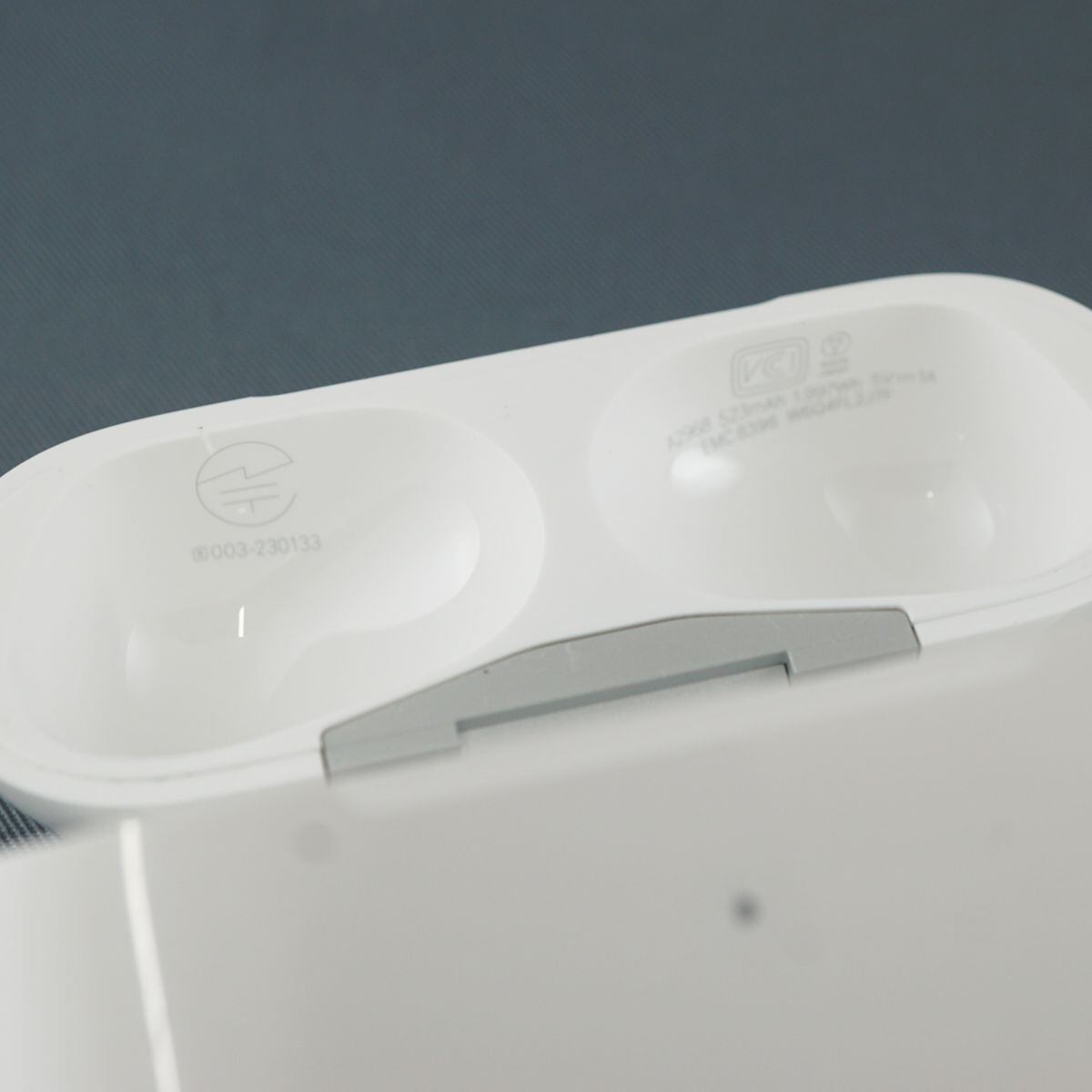 Apple AirPods Pro 2 充電ケースのみ USED品 第二世代 Apple AirPods Pro 2 充電ケースのみ USED品 第二世代