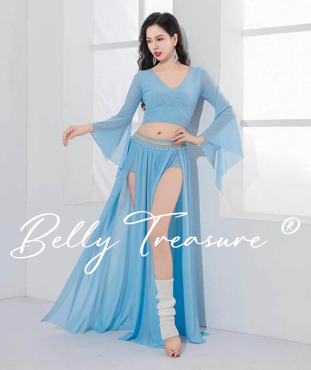 【美品】Amr ベリーダンス衣装　アイスブルー　水色 Amr ベリーダンス衣装 アイスブルー 水色