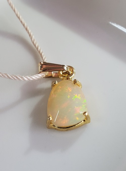 エチオピアンオパール 18KGP 14KGF ペンダントトップ