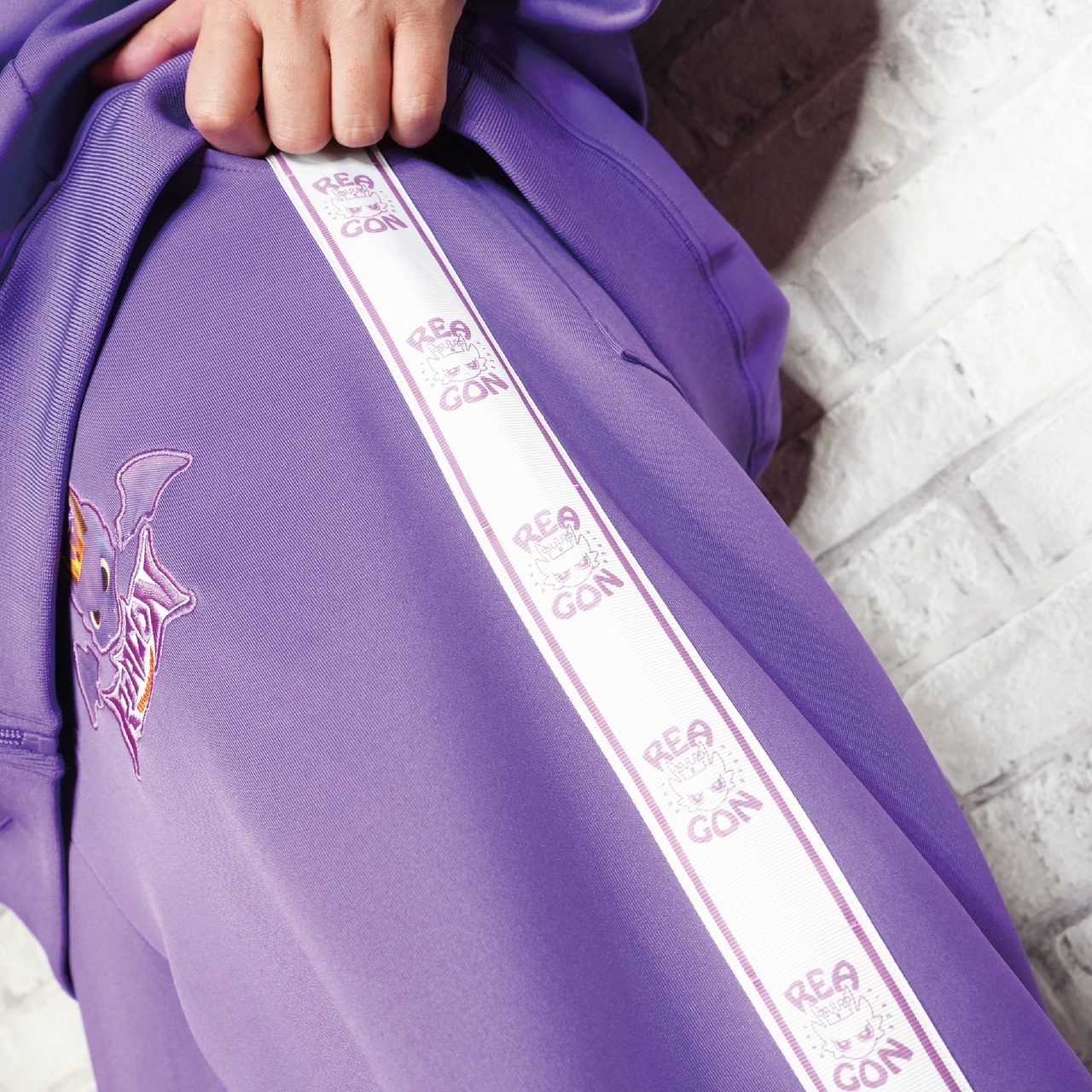 ジャージズボン　パープル