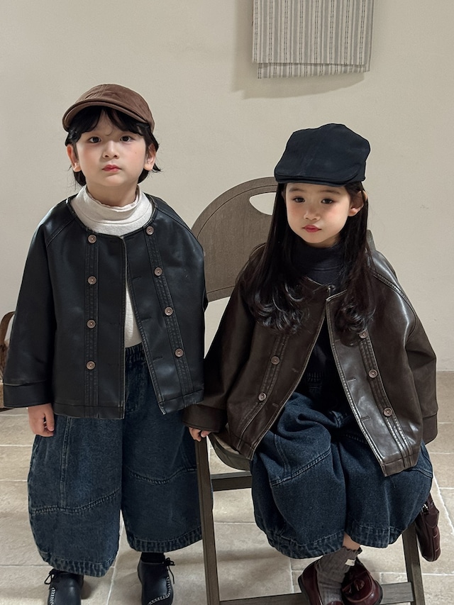 ウォッシュレザー風ダブルボタンジャケット（2色展開）JIAY｜アウター PUレザー｜小学生 ジュニア対応｜通学 普段着｜韓国子供服｜男の子 女の子｜80-140cm｜2026秋服 ［取寄］