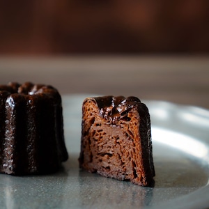 【通販】アマゾンカカオのカヌレ 5個入り