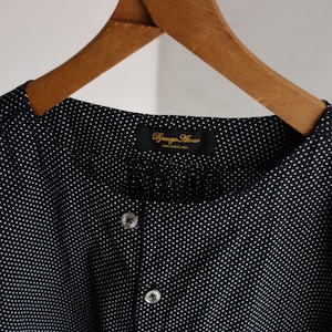 classic germanwork pindot shirt / black