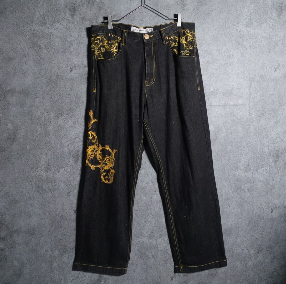 Black embroidery design denim pants