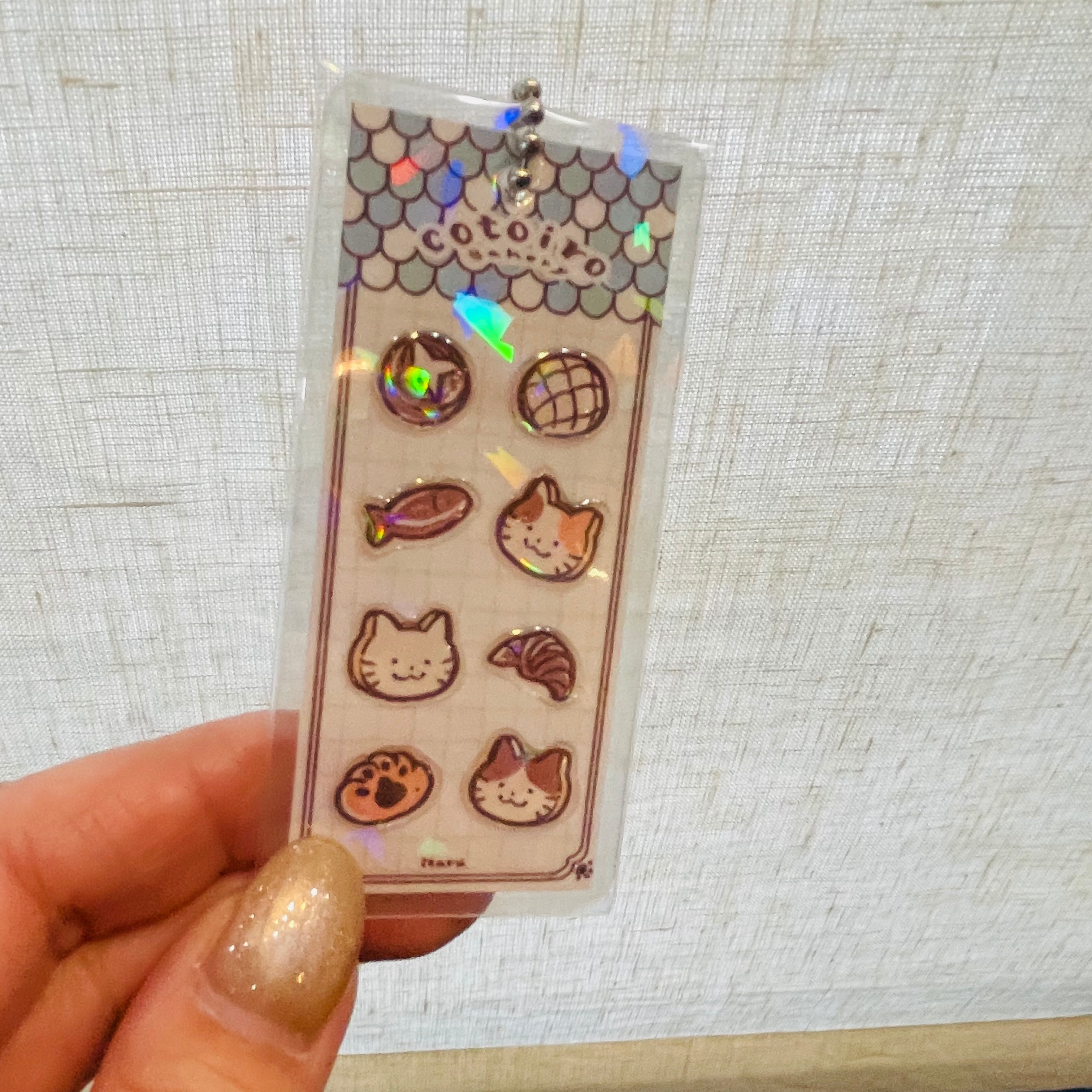 Oコトイロベーカリー｜ぷっくりシール風チャーム｜ 猫雑貨 猫モチーフ 猫グッズ アクセサリー ミニチュア