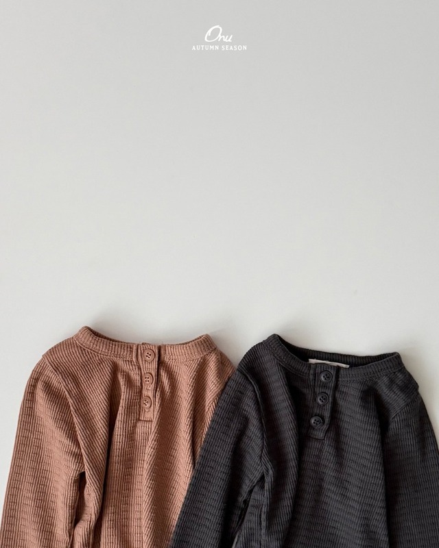 《予約》送料無料【ONU】Cracker Button Tee