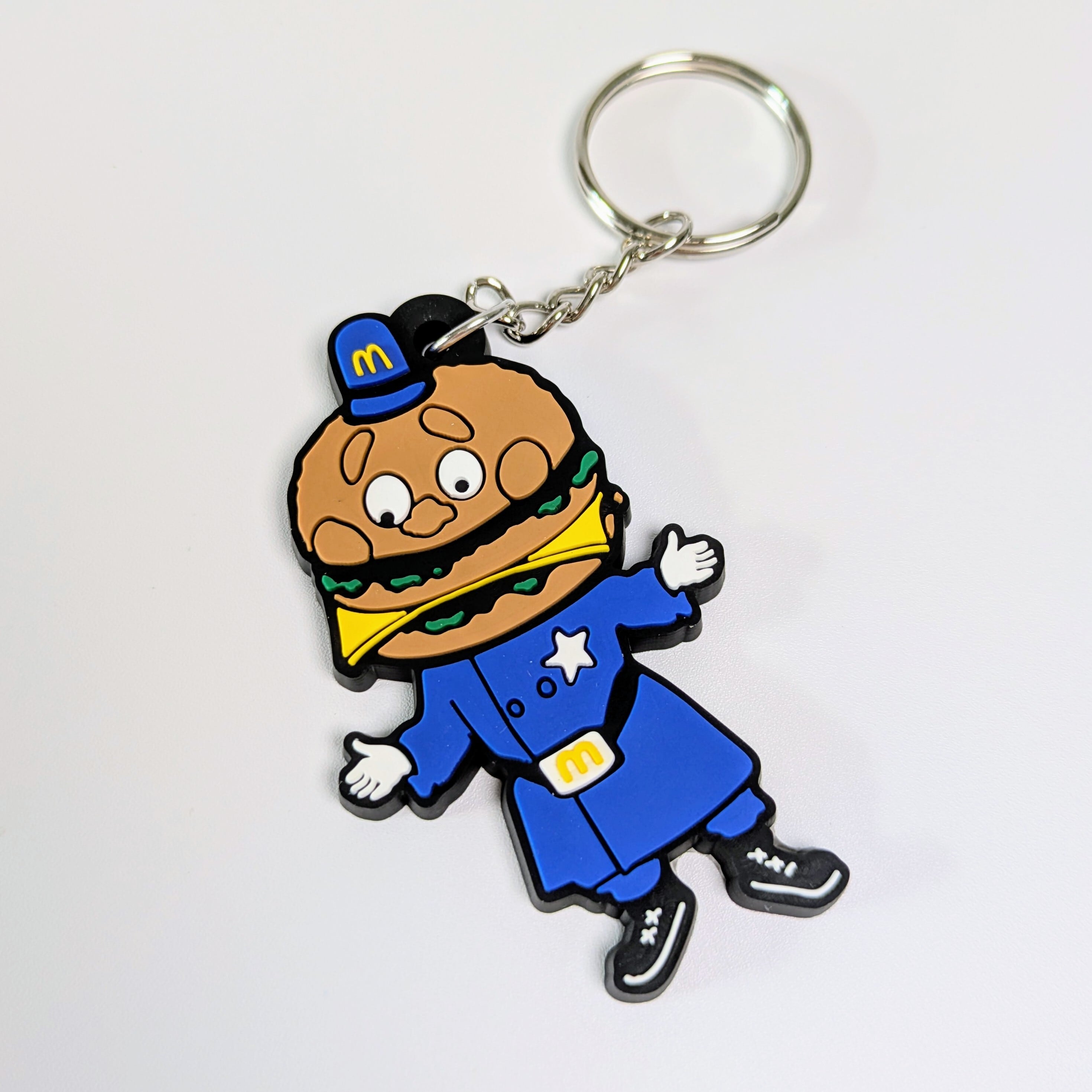 送料無料！ ★ラバーキーホルダー★ 〘637〙【ビッグマックポリス McDonald】 〚アメリカン雑貨 アメトイ〛