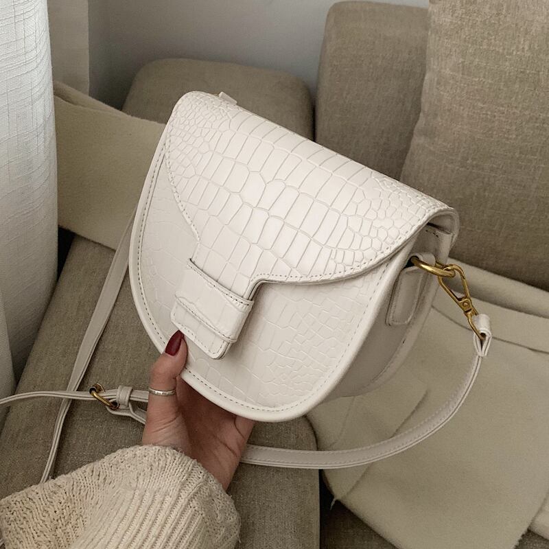 フランスのサマーバッグ女性の新しい2020タイドワイルドクロスボディバッグファッションテクスチャワンショルダーウエスタンサドルバッグ 手作りハンドバック86912579744