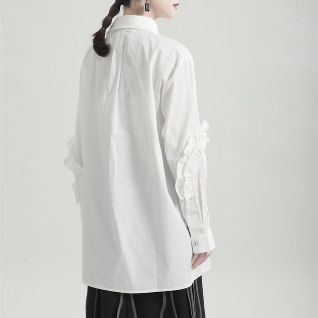 Asymmetrical long sleeve frill shirt C0590