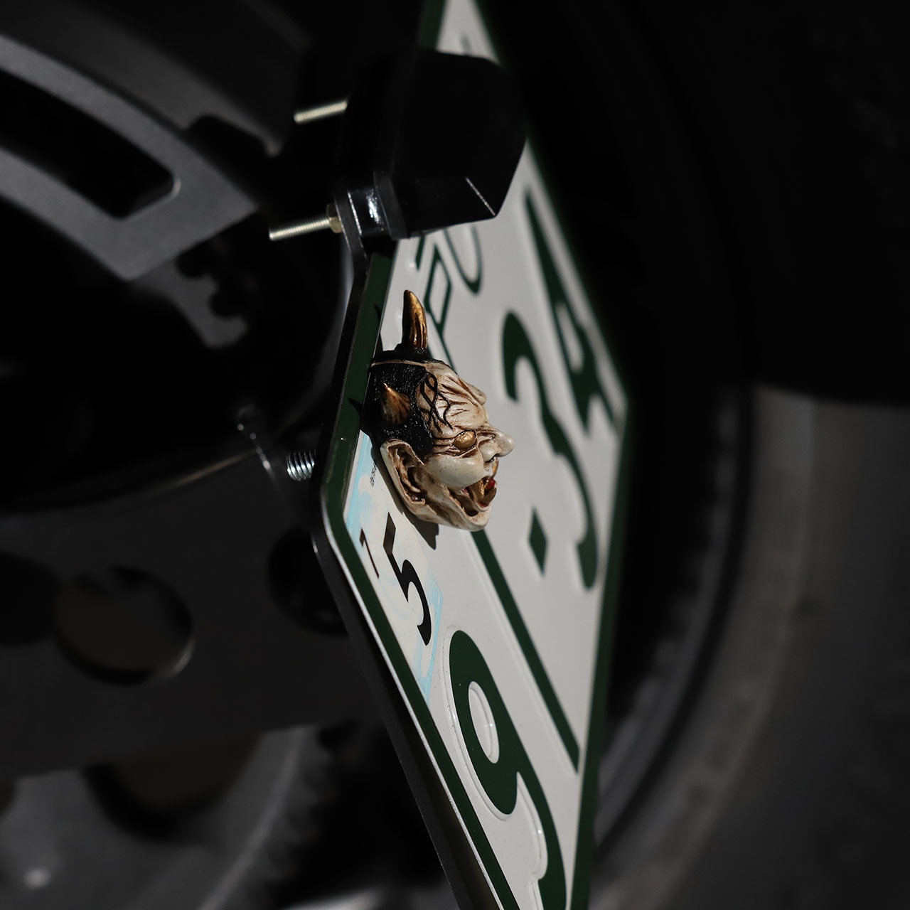 白般若(高貴) NumberBolt