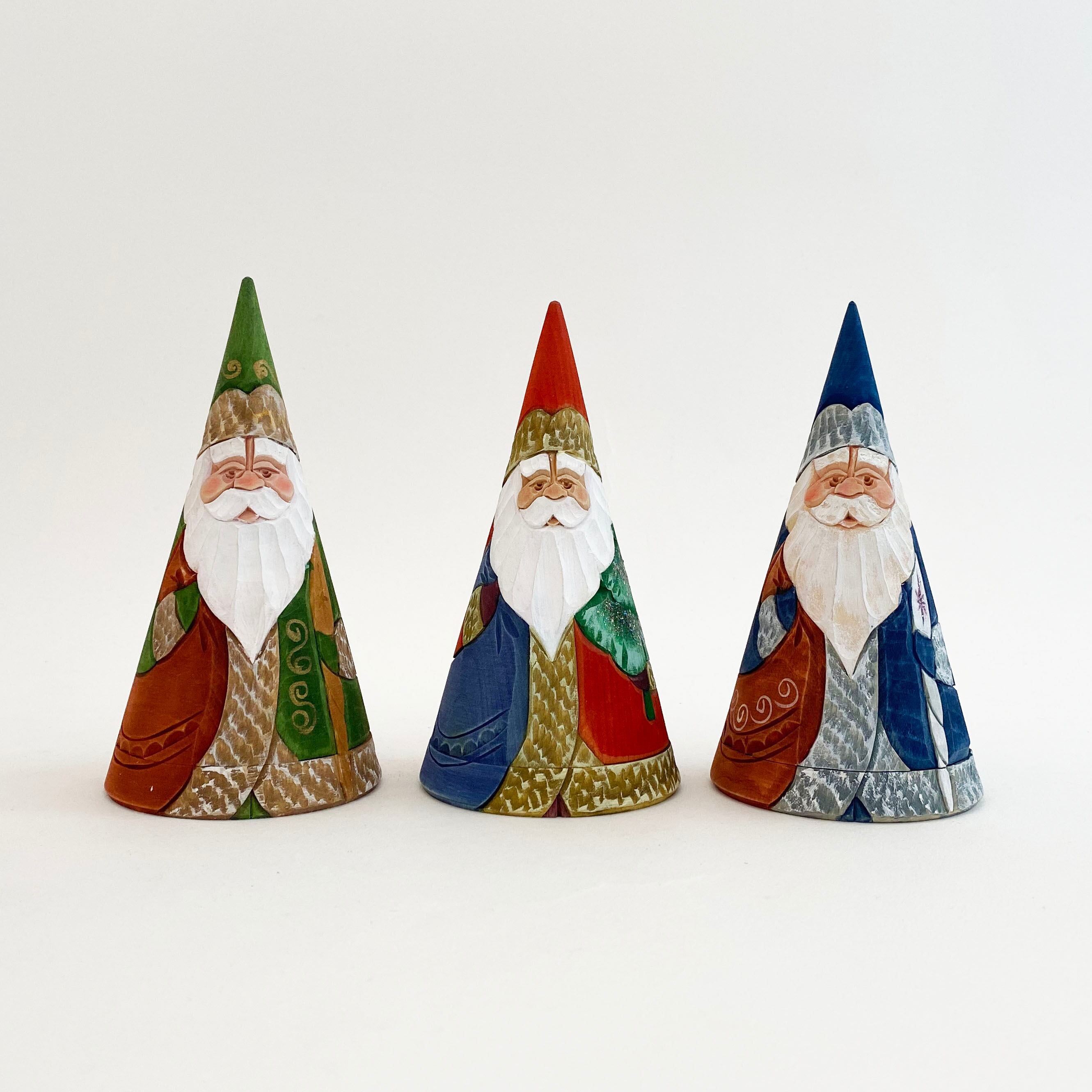 サンタ/ジェドマロース 木彫マトリョーシカ/円錐型(コブロフ工房/3個組)