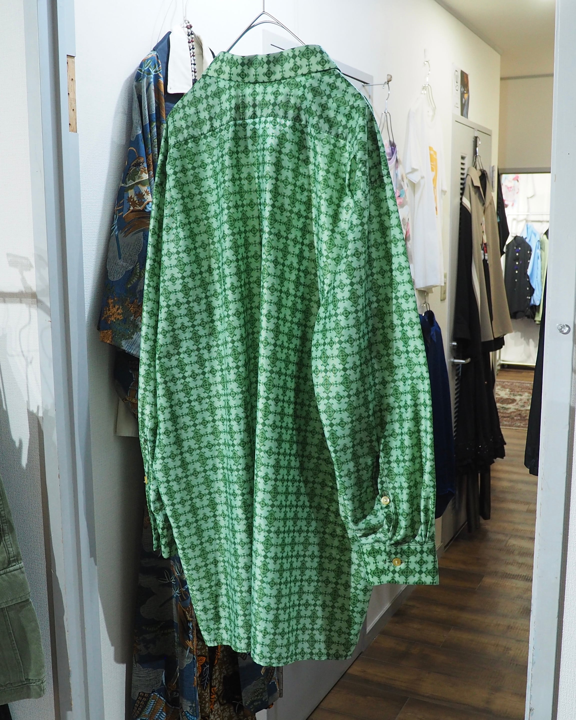 1970 - 80s Geometric rhombus patterns vintage Drape loose shirt