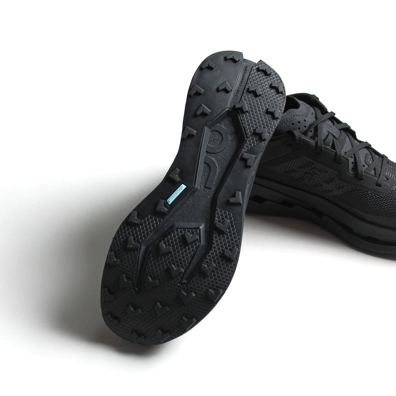 On（オン）Cloudmonster 3（クラウドモンスター3）Black / Black
