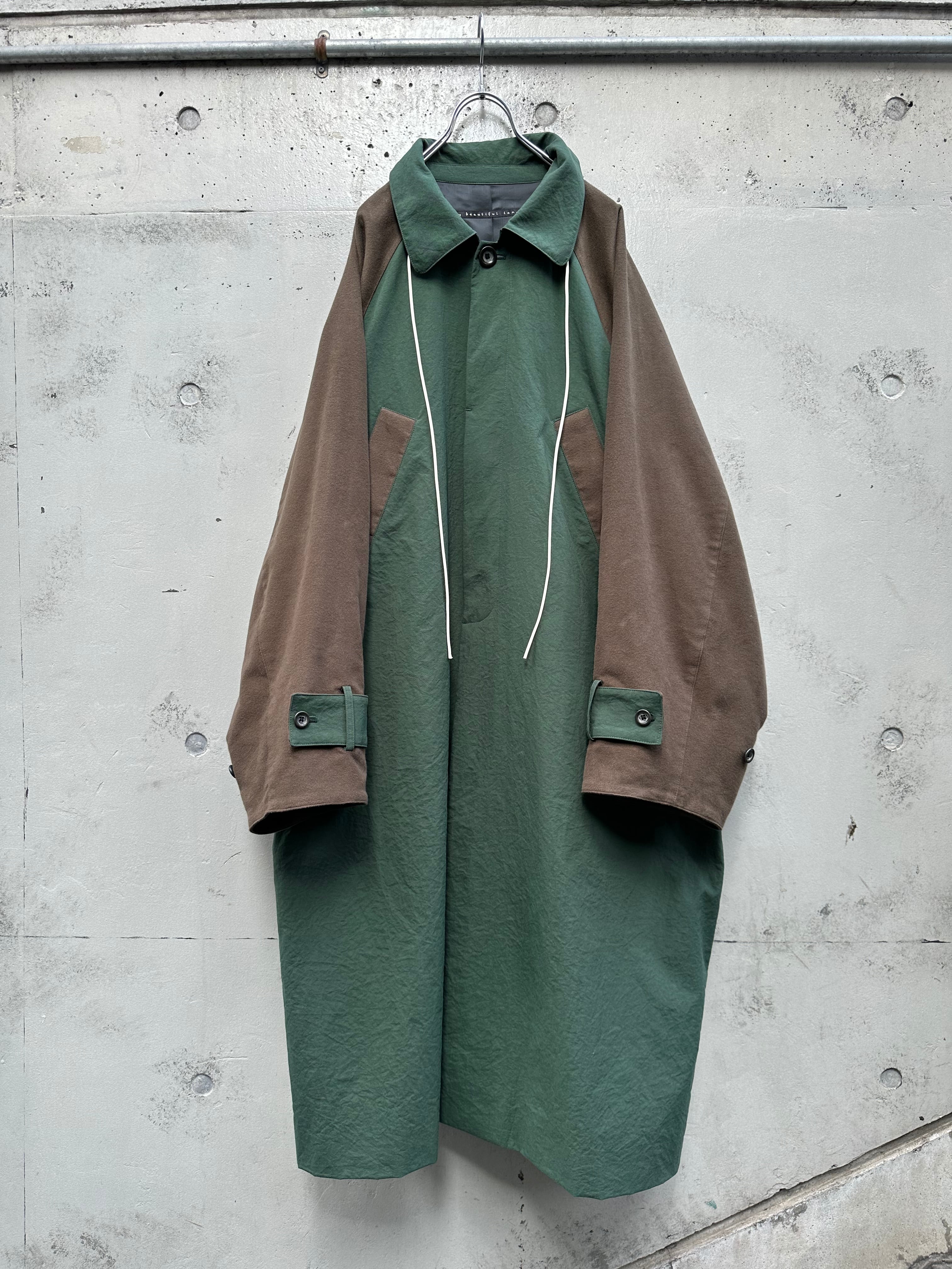 『my beautiful landlet』NYLON × SUEDE RAGLAN LONG COAT / green