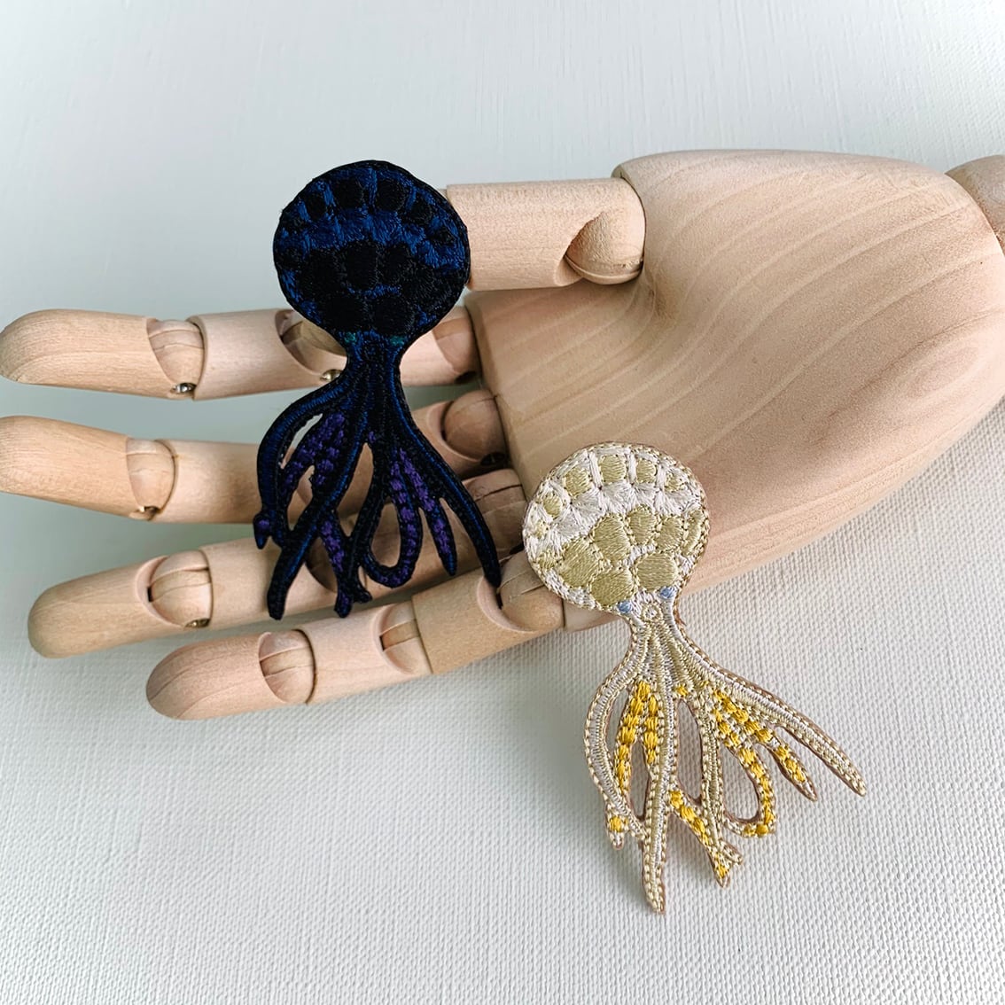 ga.la　刺繍ブローチ　作家ブローチ　ブローチ　刺繍作家もの　3点セット ga.la 刺繍ブローチ 作家ブローチ ブローチ 刺繍作家もの 3点