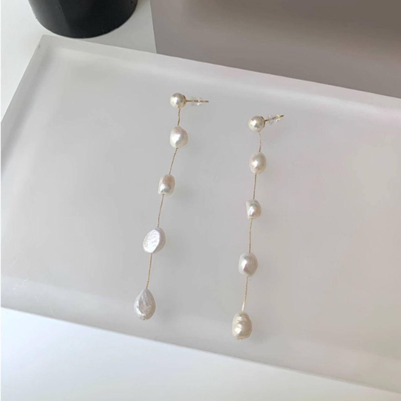 パールドロップロングピアス 01089