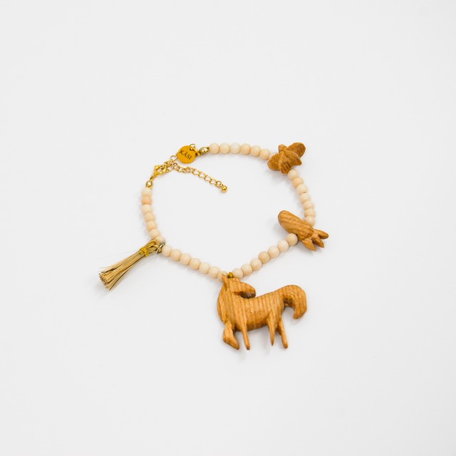 KÄSI｜horse carrot bracelet