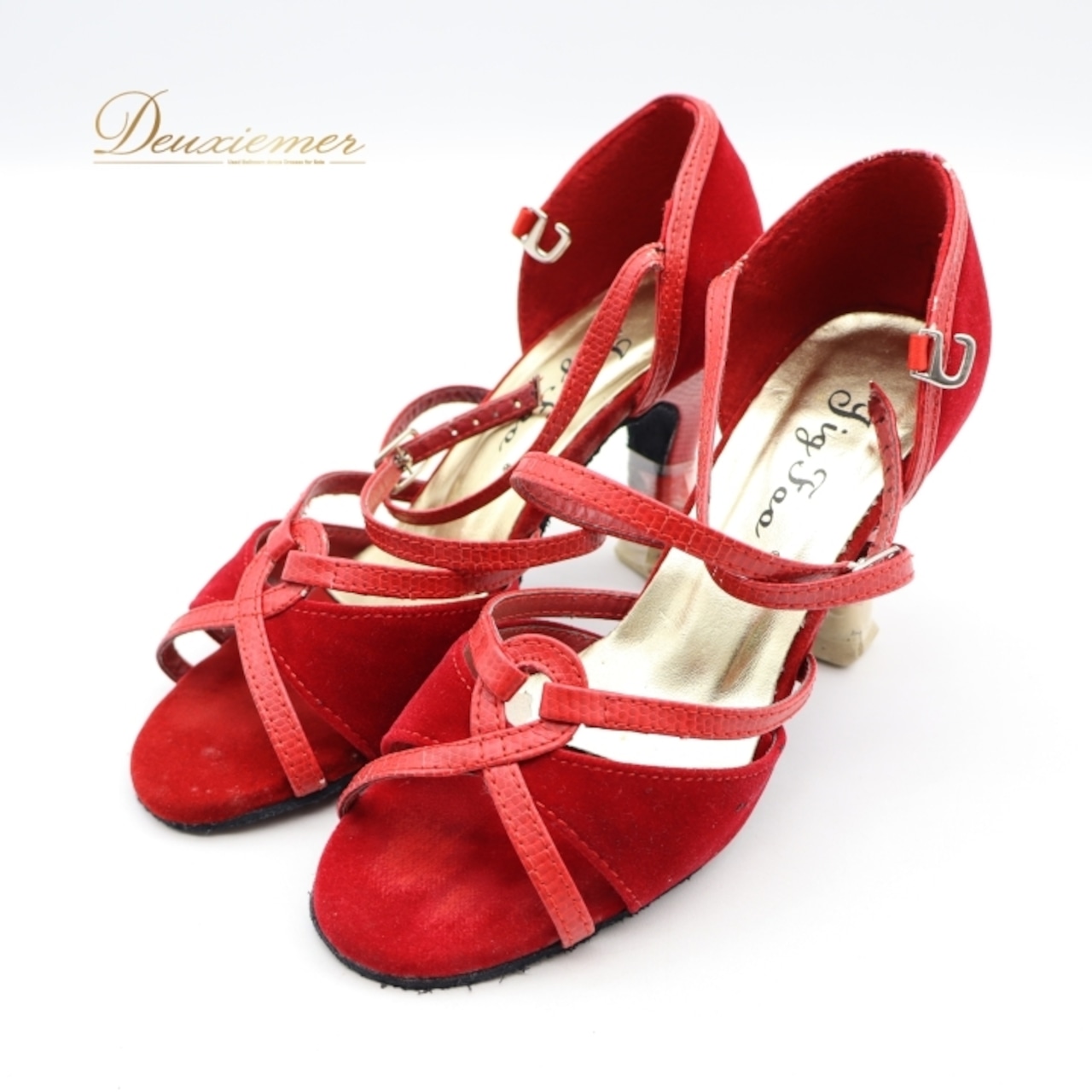 社交ダンス 衣装 ラテン シューズ 23cm レッド系 Jig Foo 靴 くつ ヒール レディース 赤 金 ストラップ 上品 鮮やか かわいい 練習 レッスン イベント ステージ ダンス衣装 ゴールド系