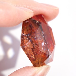 ヘマタイトクォーツ ヘマタイトインクォーツ / 六芒星 六角形 ヘキサグラム ヘキサゴン【2】