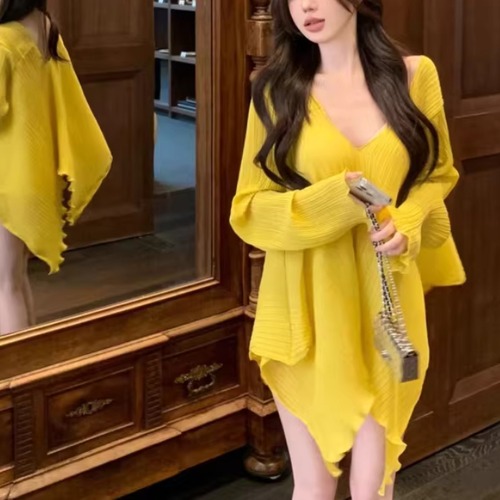 Vネックイレヘムリブトップス ・76014