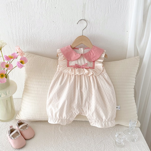 【BABY】ピンクドット柄フリル襟リボンノースリーブロンパース - 3