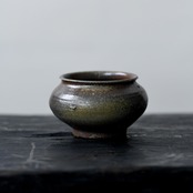 秋田菫　焼締　壺