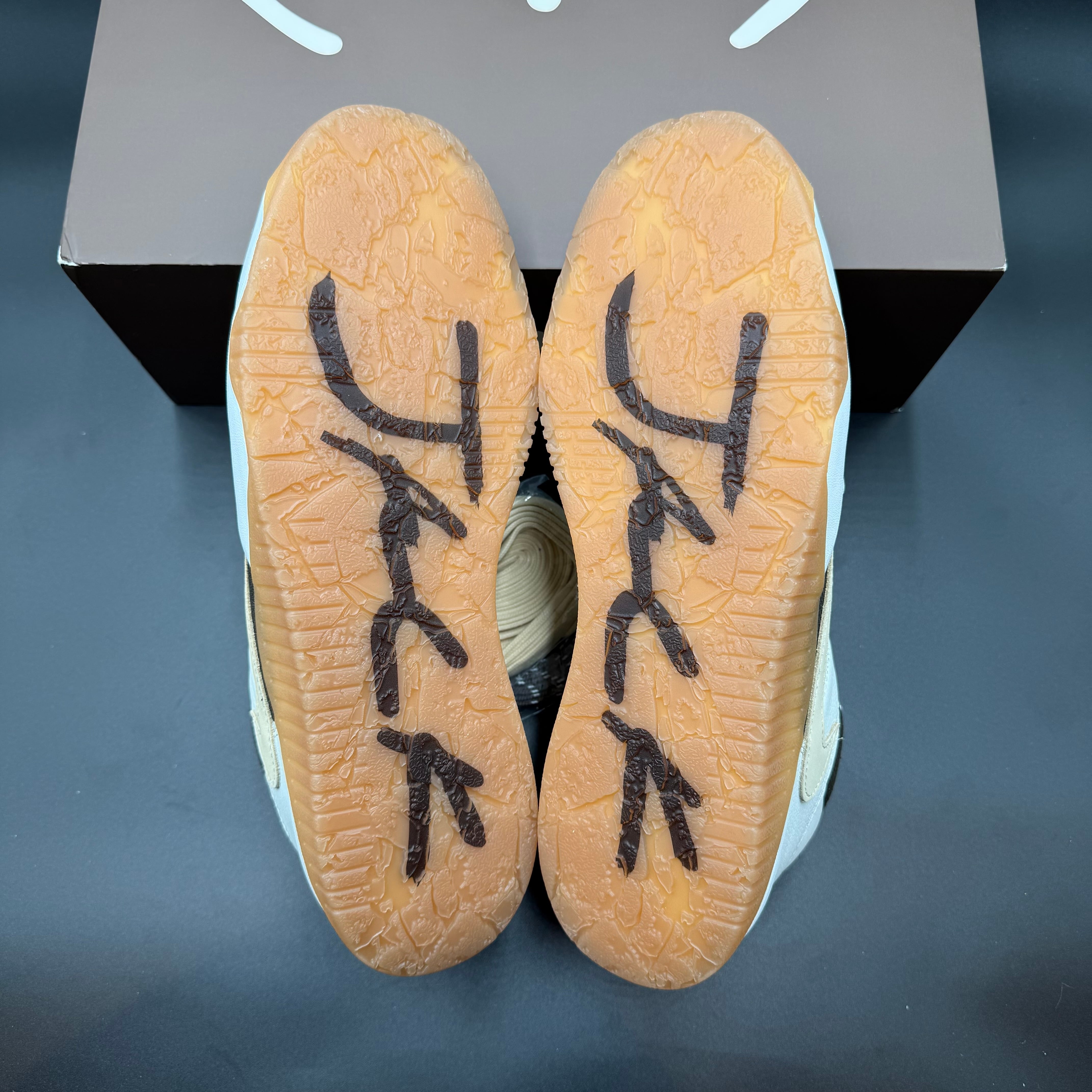 TRAVIS SCOTT NIKE JORDAN JUMPMAN JACK TR SAIL AND DARK MOCHA