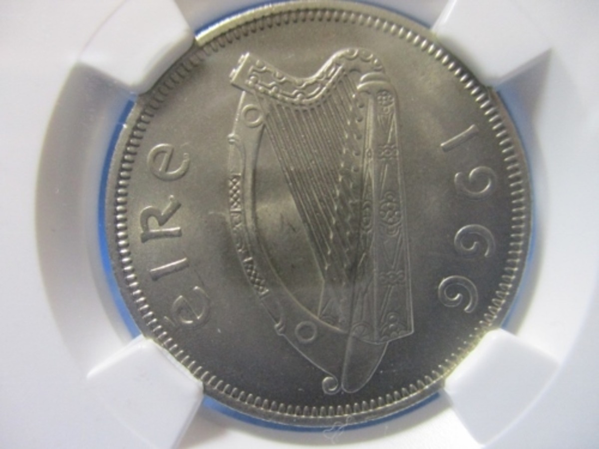 アイルランド 2フローリン硬貨☆未使用／1966年／ハープとサーモン 