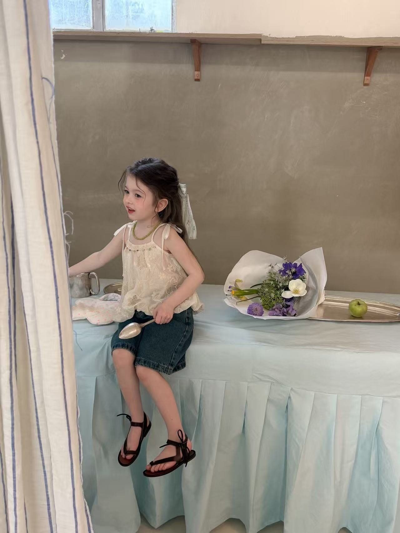 [aiai] Bling Sleeve Sleeveless / [아이아이] 블링슬리브나시