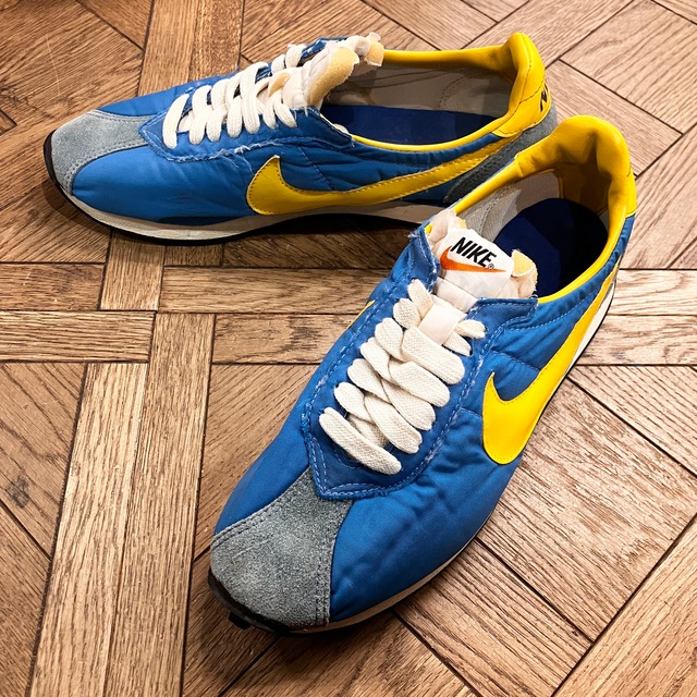 ①NIKE WAFFLE TRNER