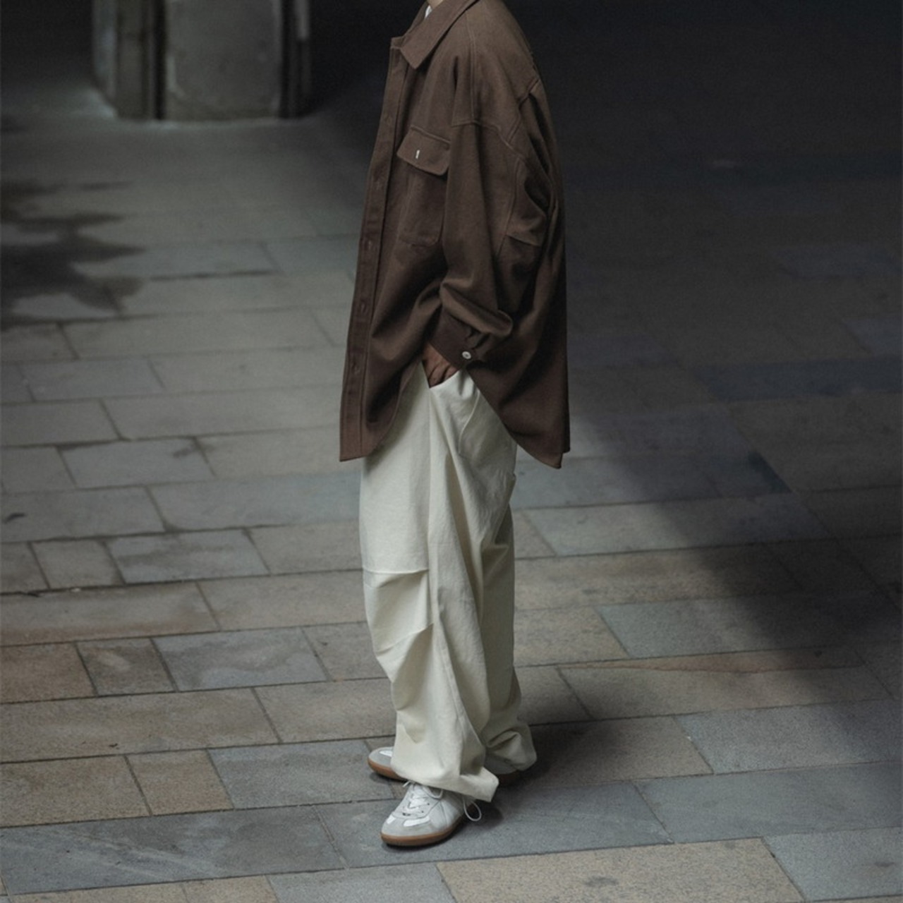 ストレートレッグ裾コードパンツ　981