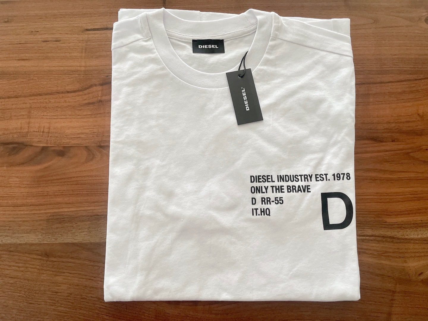 《今季アイテムお買い得！》DIESEL ディーゼル Tシャツ ホワイト Sサイズ