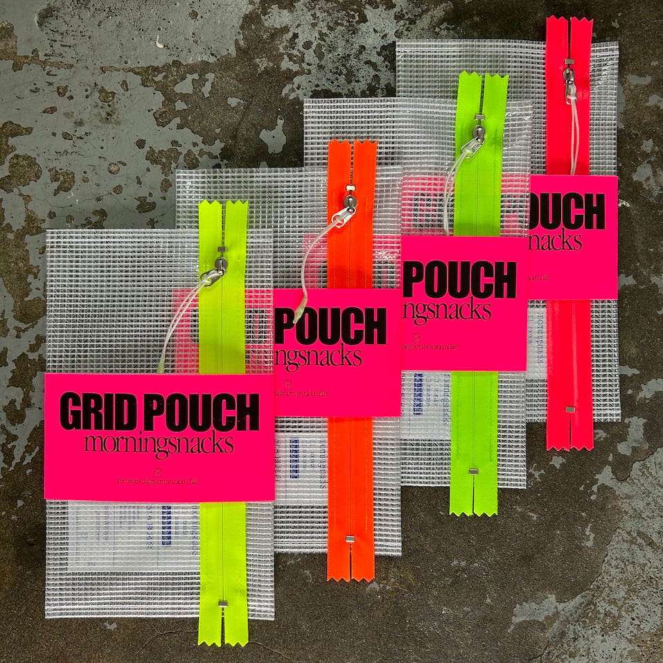 GRID POUCH NEON