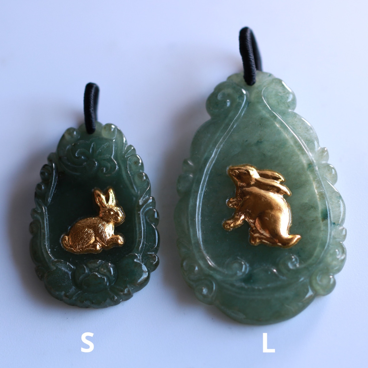 24金のうさぎが宙にういているような高級感あり Rabbit K24G (S)翡翠ペンダントトップ A貨翡翠  jd_pt1198_CD