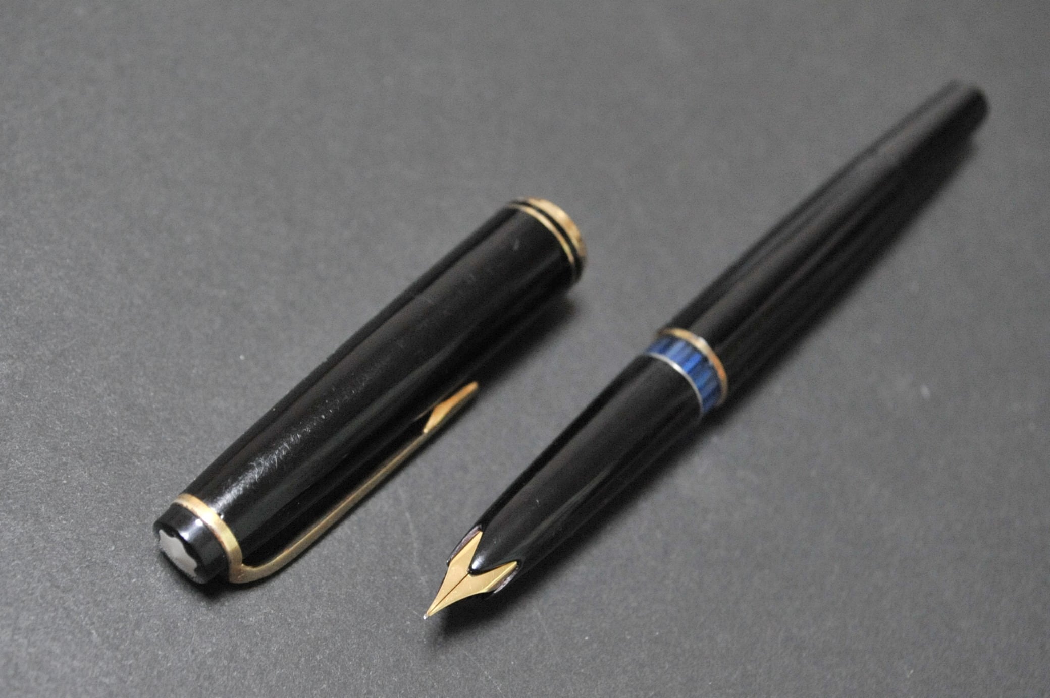 60s モンブラン No 22 MONTBLANC No 22 （極細字） 14K 01725
