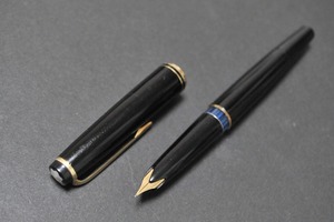 '60s　モンブラン Ｎｏ ２２　MONTBLANC No 22　（極細字）　14K　　　　　01725