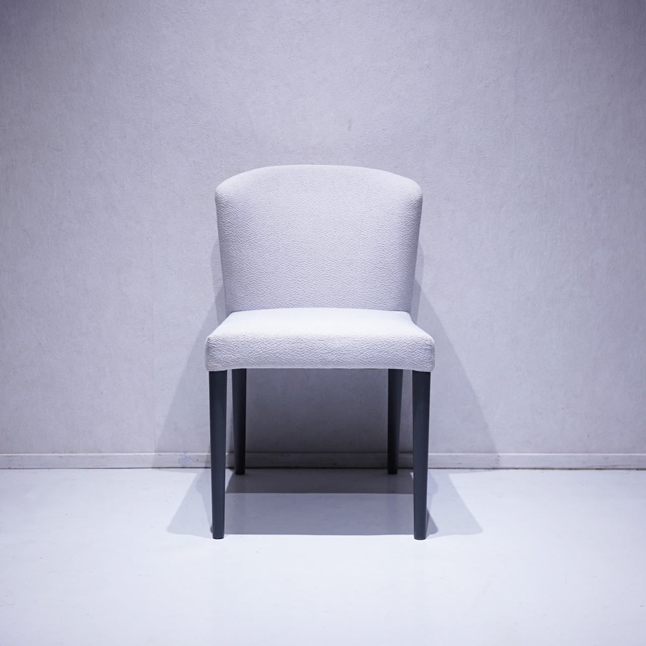ligne roset ROSETCirco / モダン デザイナーズ チェア プロ仕上げ リーンロゼ ダイニングチェア ロゼチルコ / 関連:ボーコンセプト ウニコ