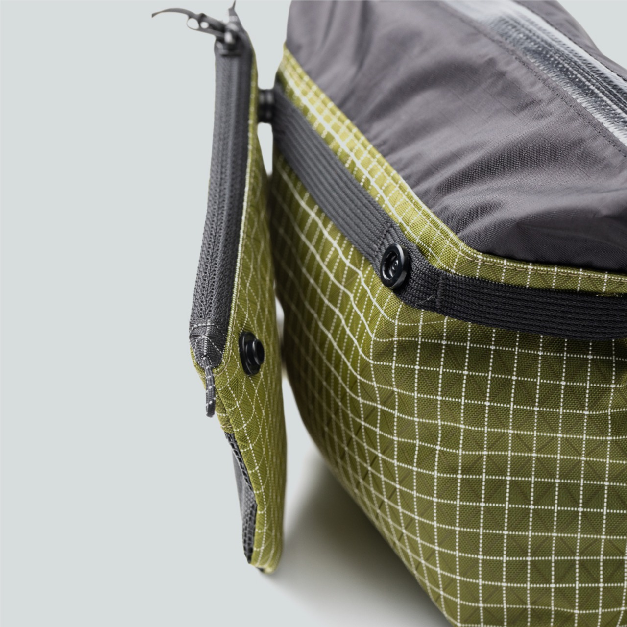 TAR(P)MENT MINUTE サコッシュ