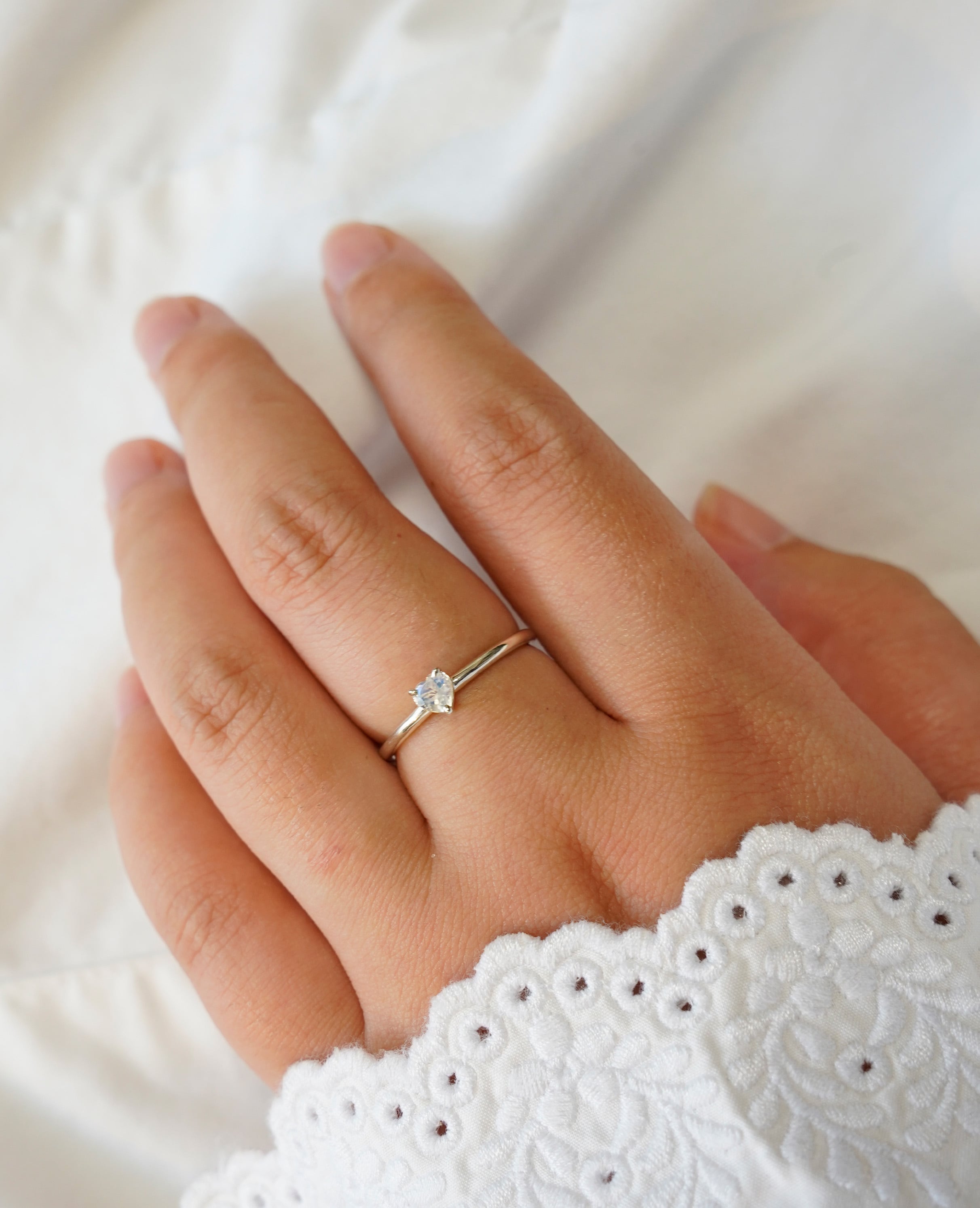 SV）Heart ring Bluemoonstone | Thalatta