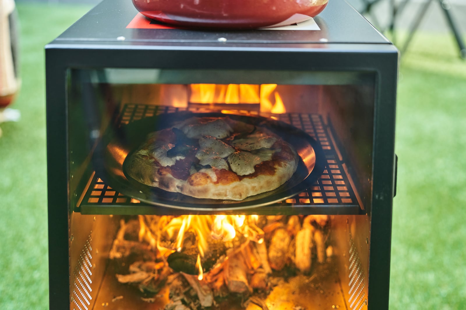 焚き火も調理も楽しめる薪ストーブ【TAKIBE COOKER】THE IRON FIELD 