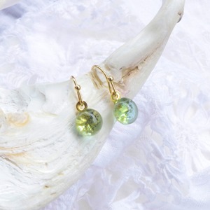 【シーグラス】Raindrops〈ゴールド〉イヤリング／ピアス